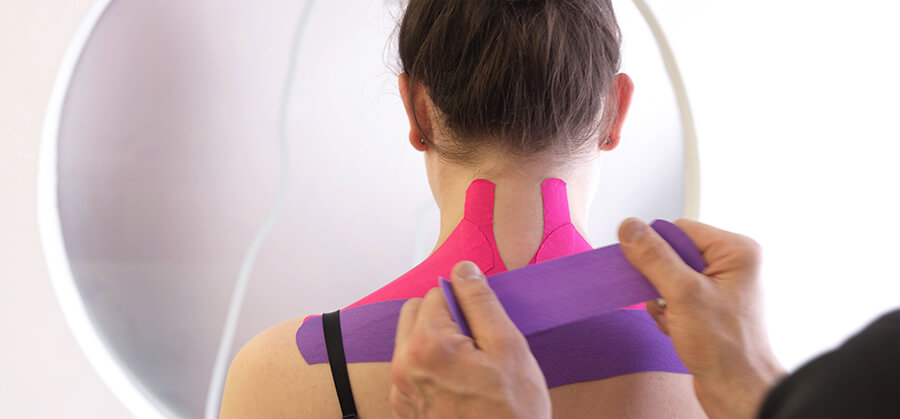 Therapie Kinesiotaping Bobath Behandlungskonzept für Patienten mit Hirn- oder Rückenmark-Schädigungen