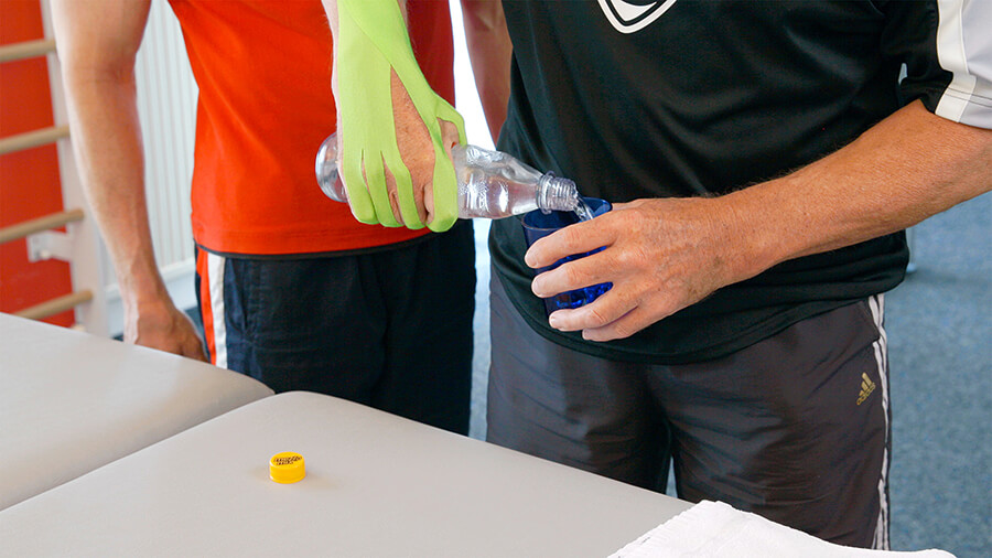 Therapie Neuro Bobath Bobath Behandlungskonzept für Patienten mit Hirn- oder Rückenmark-Schädigungen